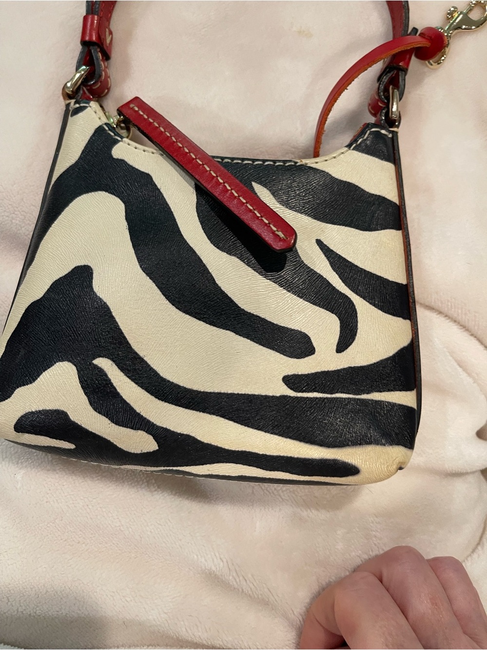 Vintage Dooney & Bourke Black and Cream Zebra Mini Bag with Red Trim - Picture 3 of 9